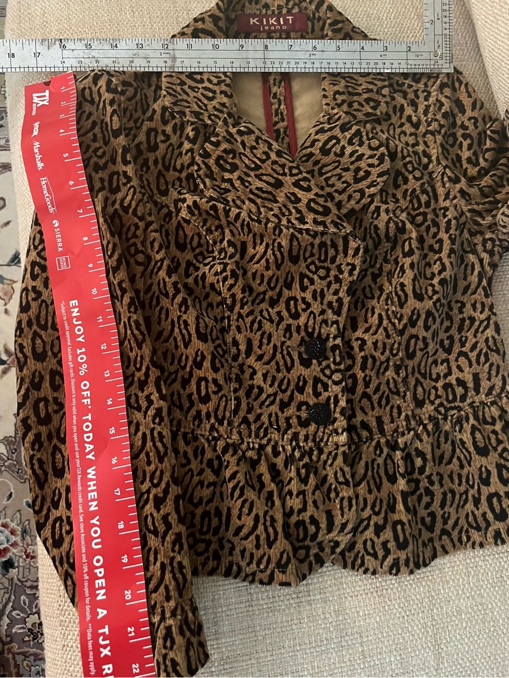Blazer - Picture 7 of 8